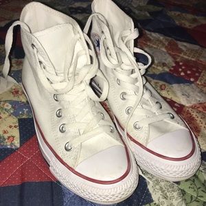 White Hightop Converse All Star